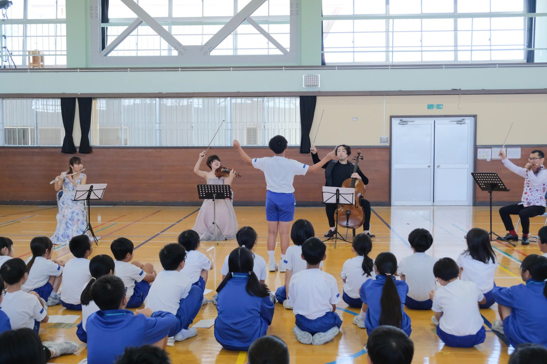 高岡市立二塚小学校でコンサートをお届けしました（富山県高岡市）