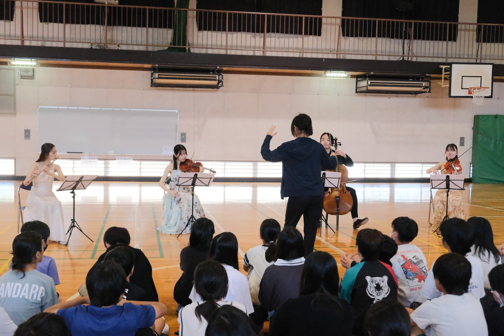 練馬区立豊玉小学校でコンサートをお届けしました（東京都練馬区）