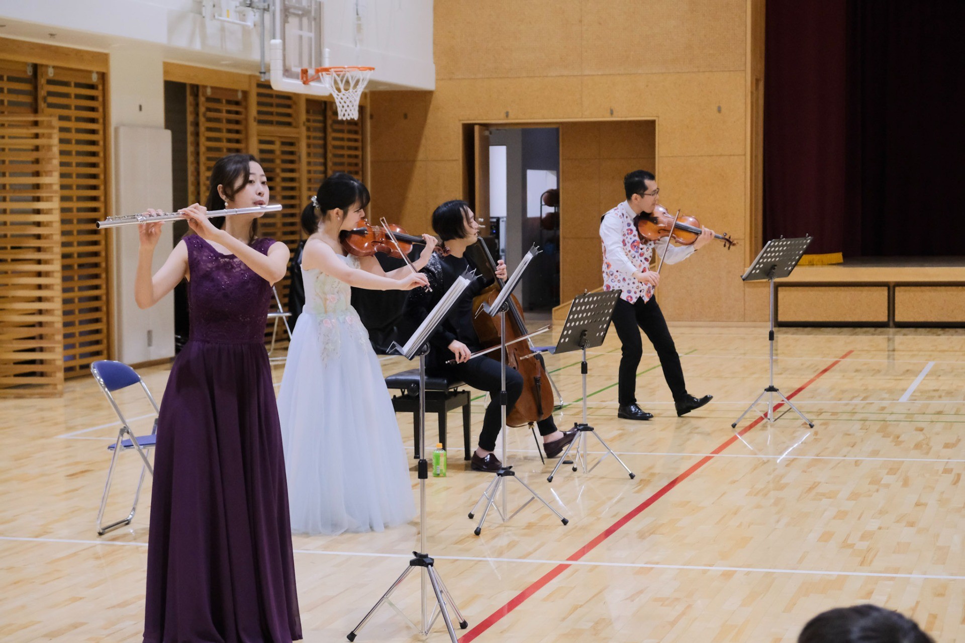  東京都立小金井特別支援学校にコンサートをお届けしました（東京都小金井市）